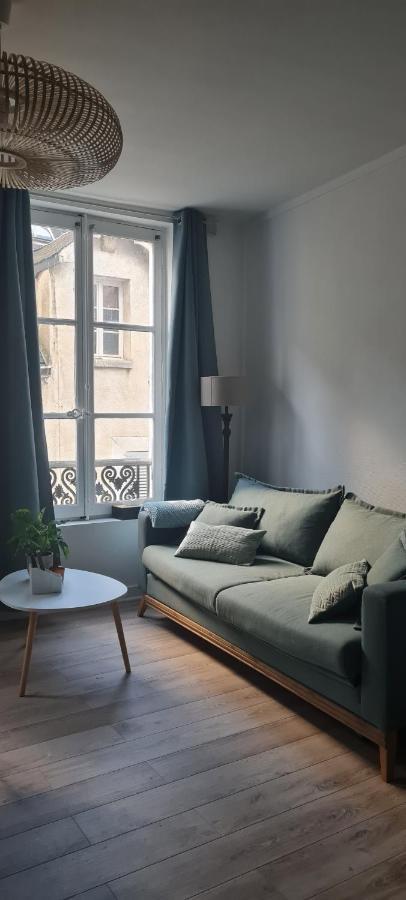 Studio 4 Personnes Aux Pieds Du Chateau De Blois Avec Experience De Dormir Sous Les Aurores Boreales エクステリア 写真